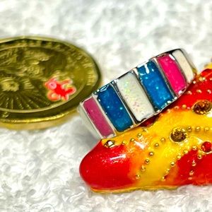 2/22 🦋Cute silver plate ring with rhinestone and inlay opal look/costume NWOT